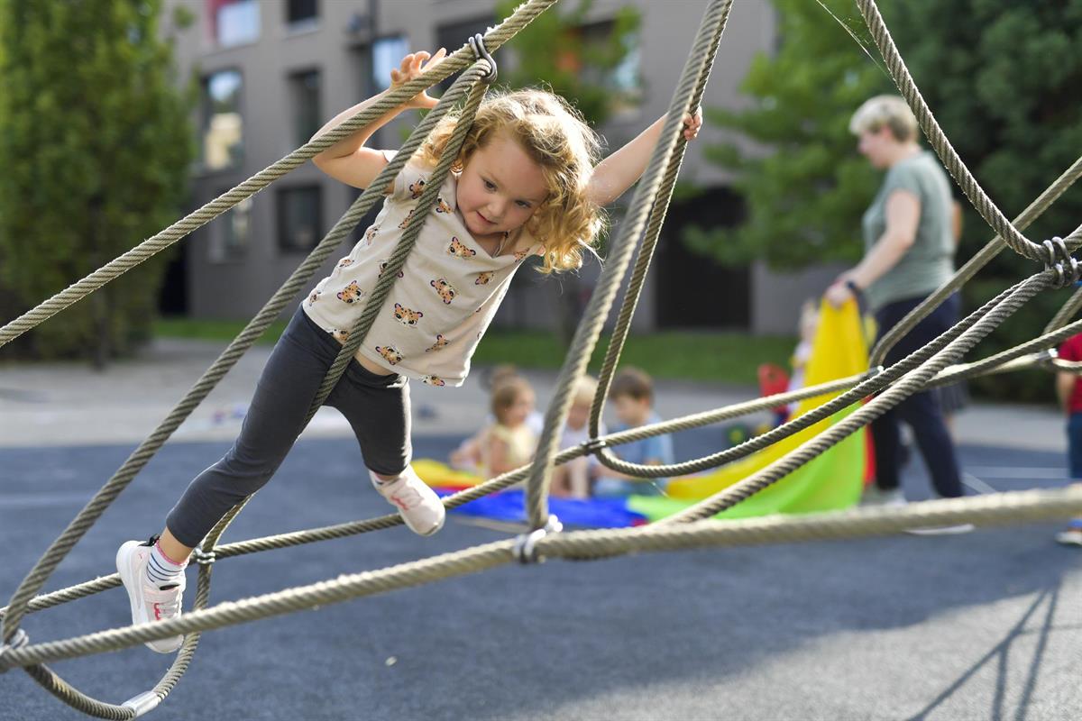 Bild 2: KiBiZ Kita Chriesimatt, Kinderbetreuung im familienfreundlichen Quartier von Baar ZG