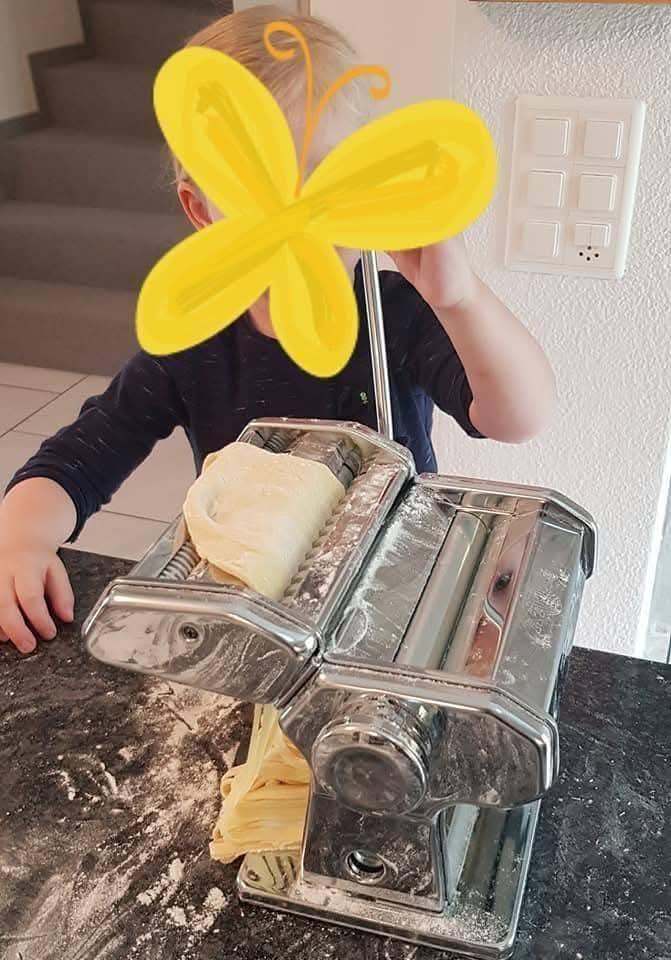 Bild 8: Kunterbunt, Kinderbetreuung Würenlingen
