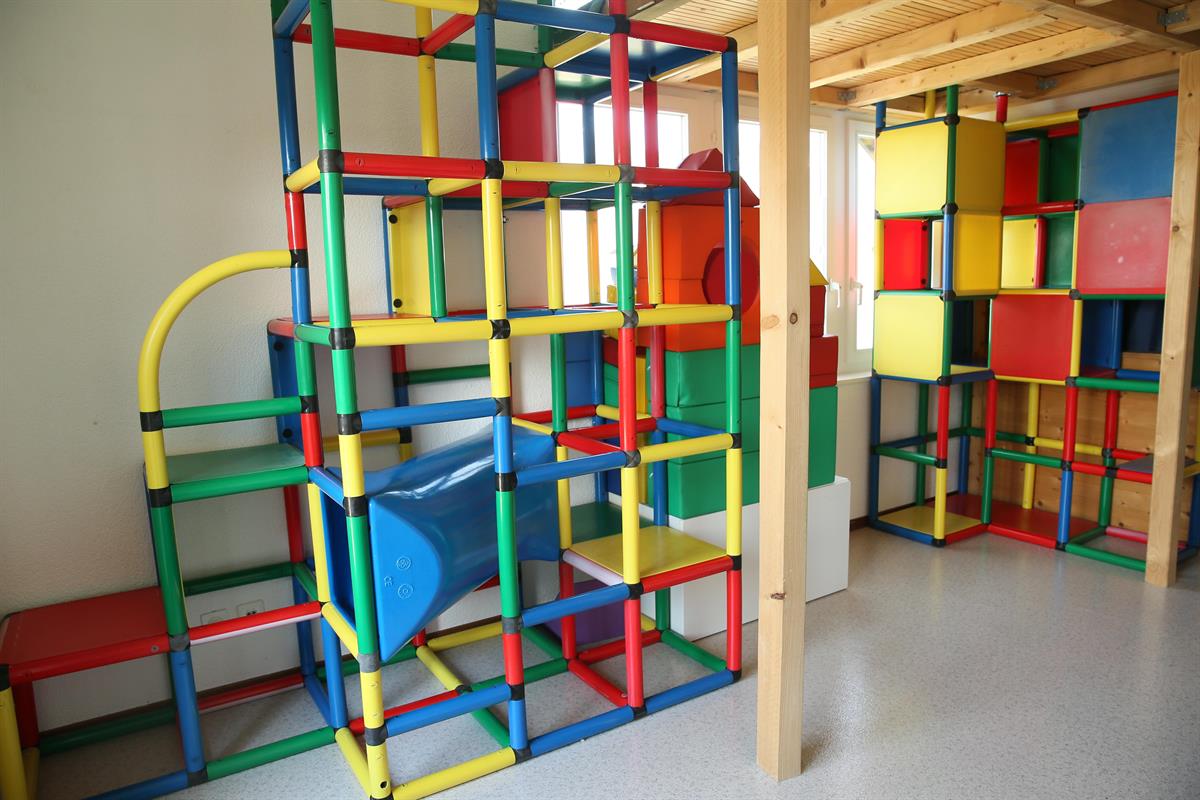 Bild 10: Kinderzentrum Kinderbetreuung, Kindertagesstätte in Bonstetten