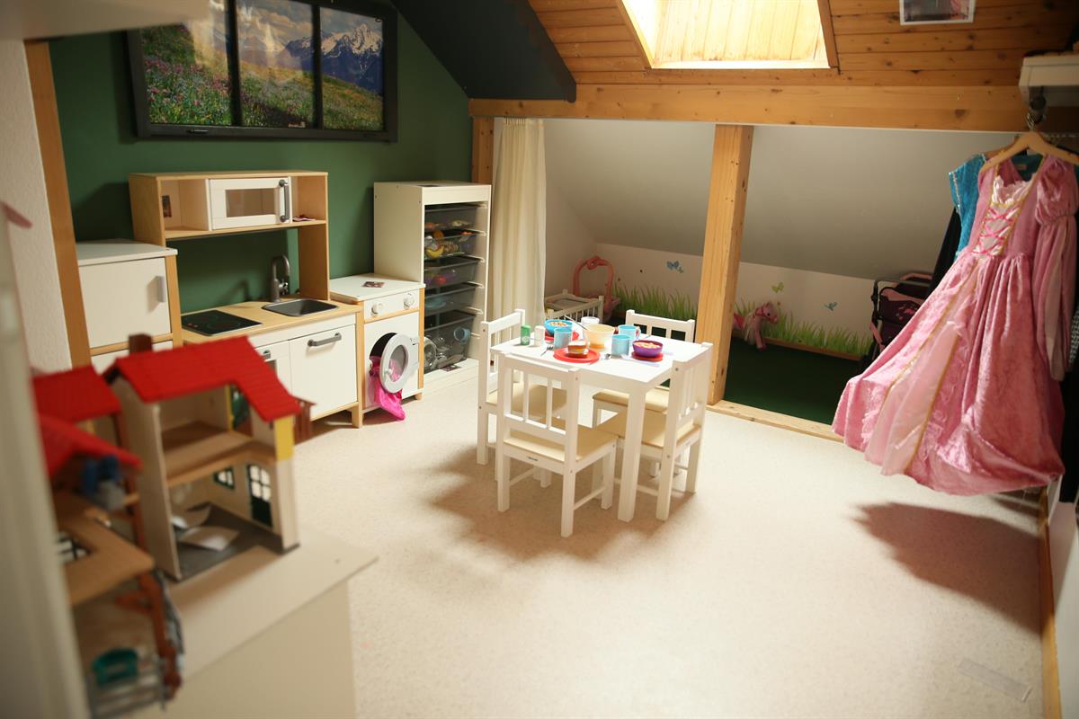 Bild 7: Kinderzentrum Kinderbetreuung, Kindertagesstätte in Bonstetten