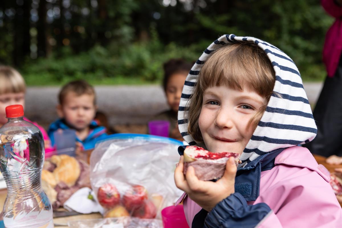 Bild 2: Kita Perlä, Kinderbetreuung mit Hortgruppe in Oetwil am See