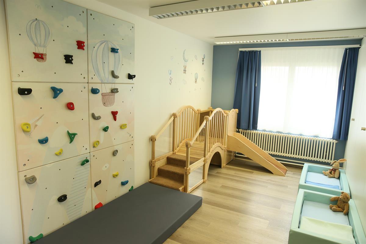 Bild 6: Kinderzentrum Kinderbetreuung, Kindertagesstätte im Bezirk Affoltern