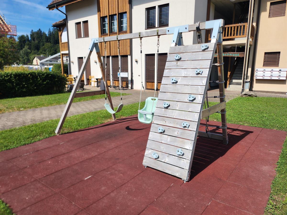 Bild 8: Nidino AG, Tagesfamilie Saland