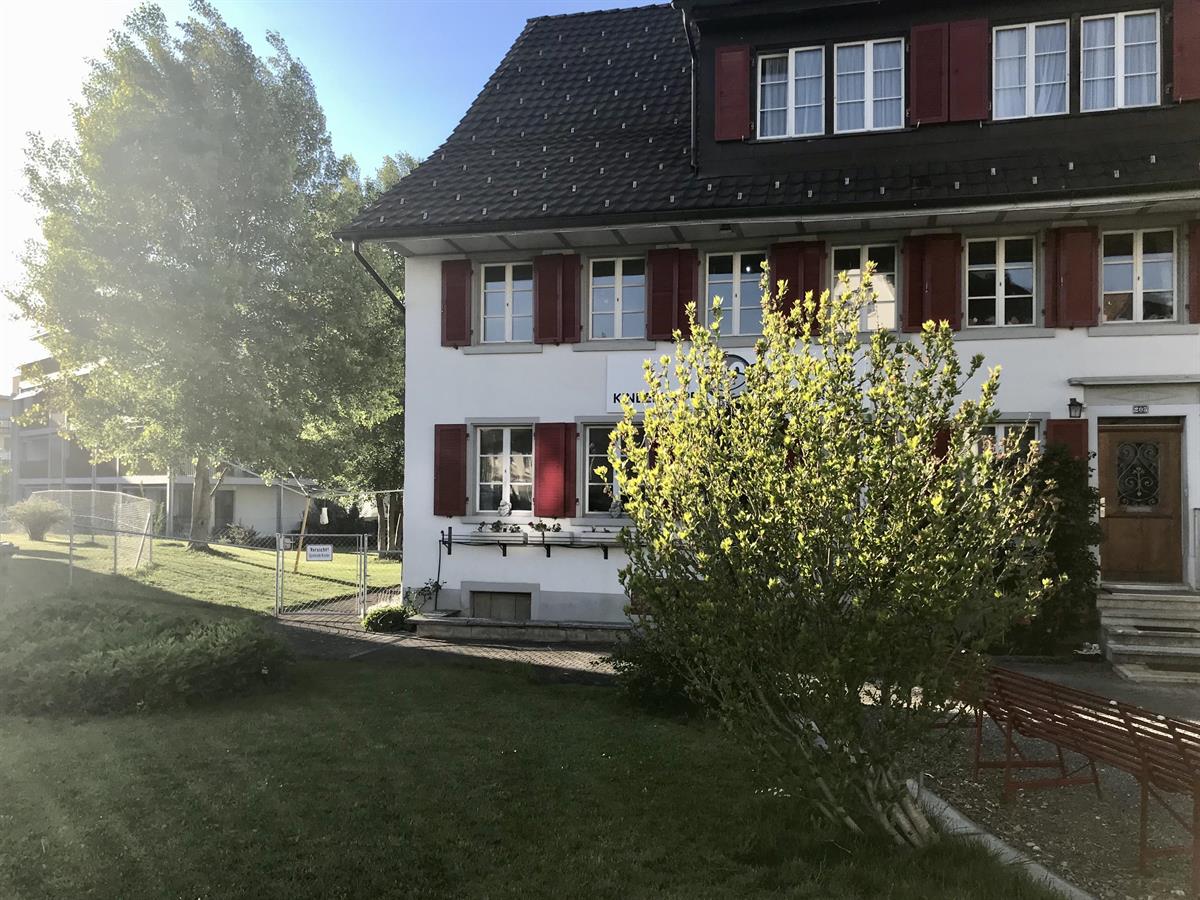 Bild 2: Fachkraft Kinderbetreuung 30+, 20%, Zürich